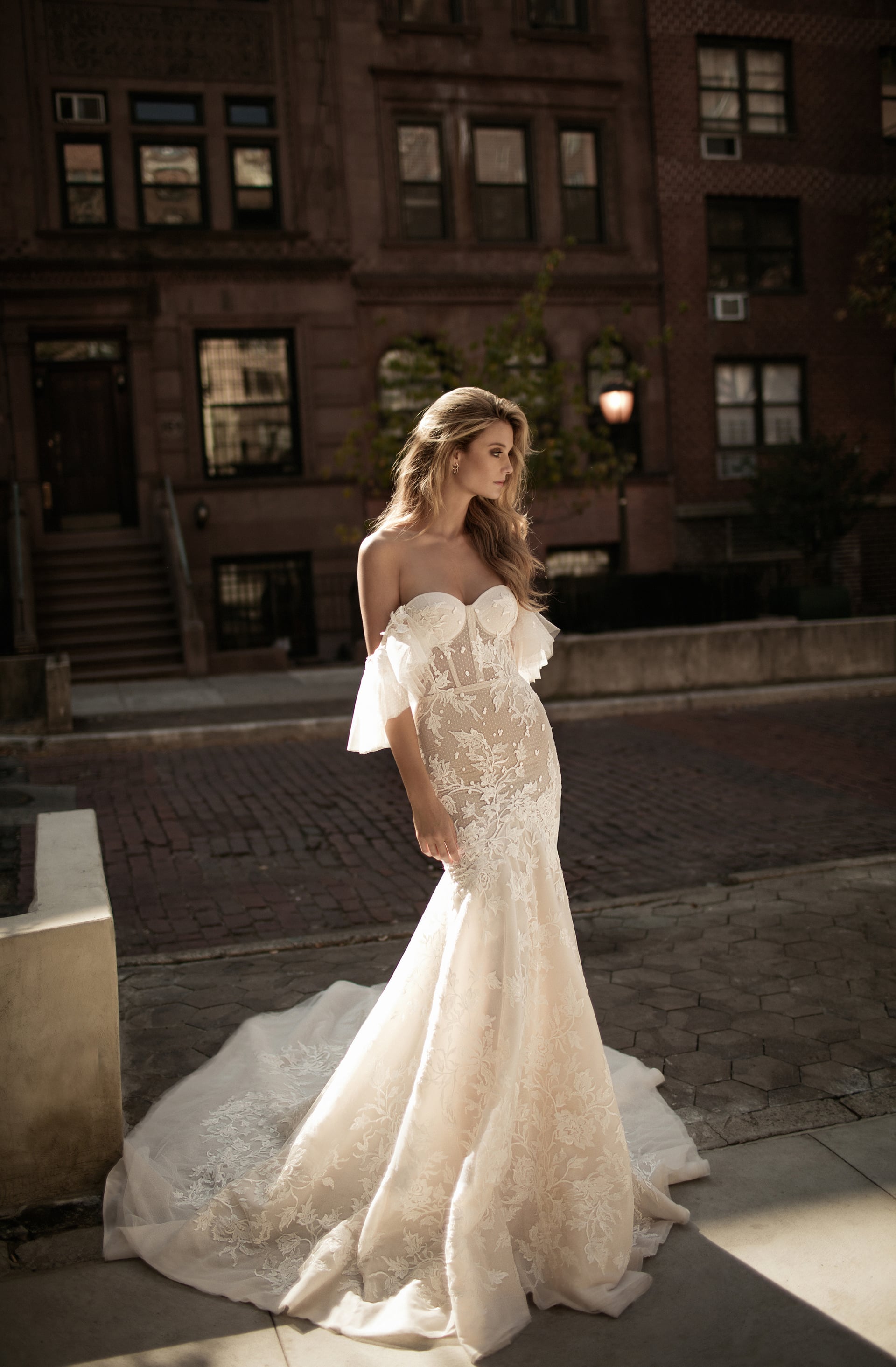 BERTA Fall 2017 bridal collection, berta bridal , berta bride 2017, berta fall 2017