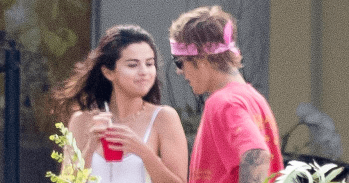 Selena Gomez and Justin Bieber Spotted Kissing In Jamaica At His Dad’s Wedding