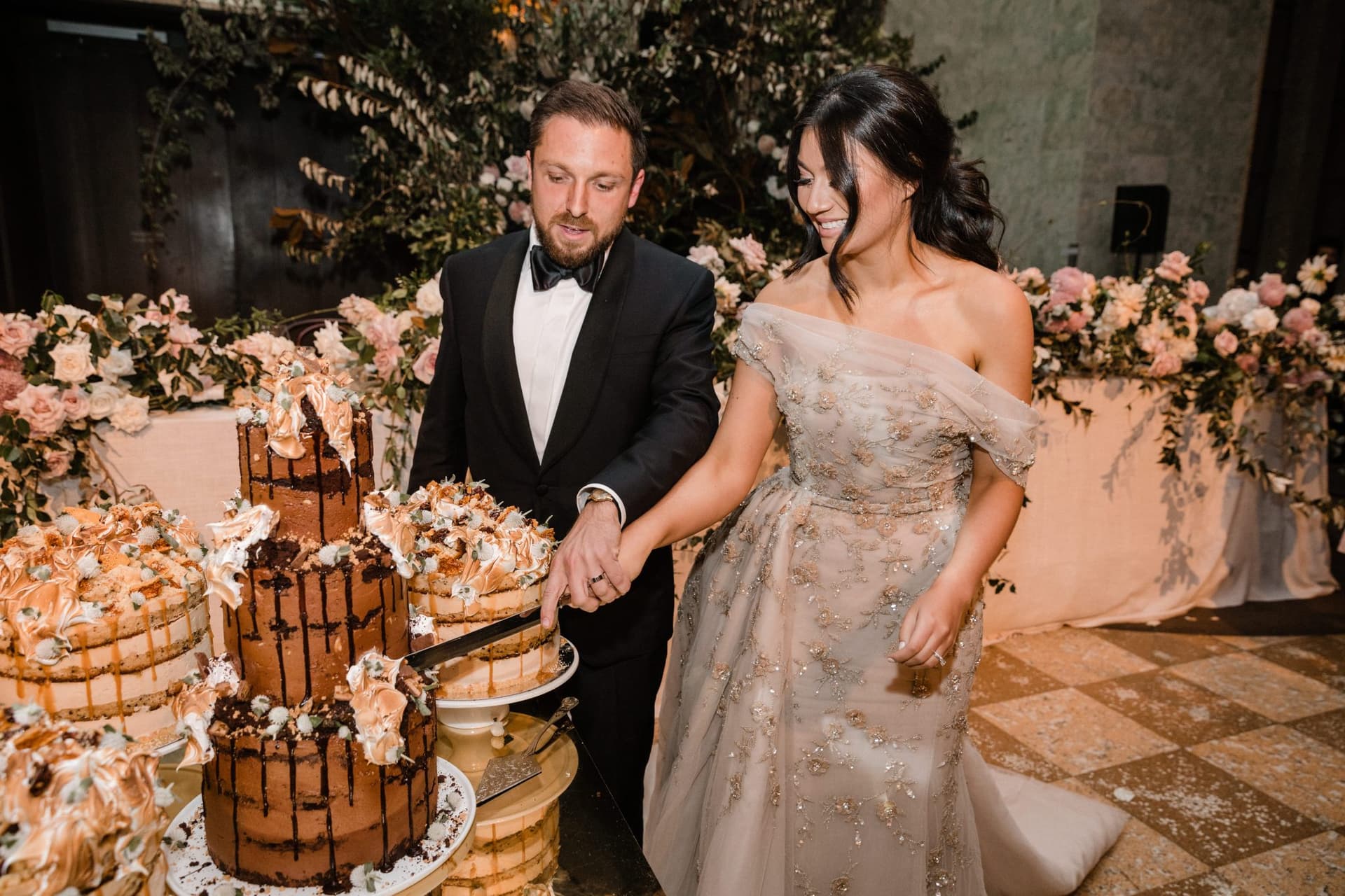 A Gorgeous Wedding In The Museum Of Contemporary Art