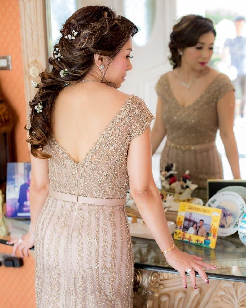 The Top 8 Trending Colours For Mother Of The Bride