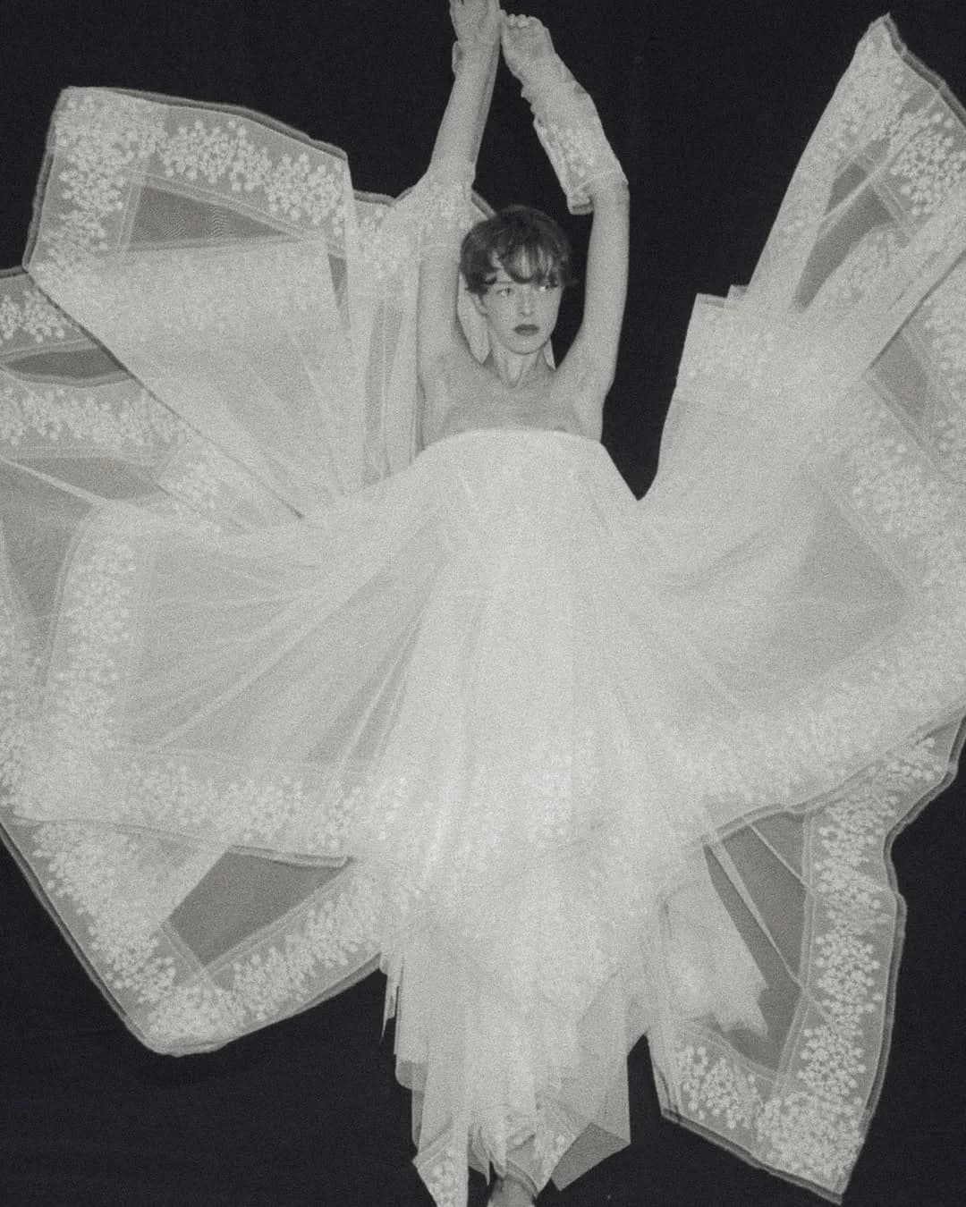 Breaking the Bridal Mold: Trending Non-Traditional Bridal Looks That Still Feel Wedding-Day Worthy