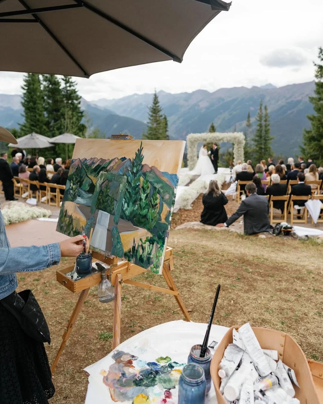 Why Live Wedding Painting Might Be the Most Beautiful Trend at Modern Weddings