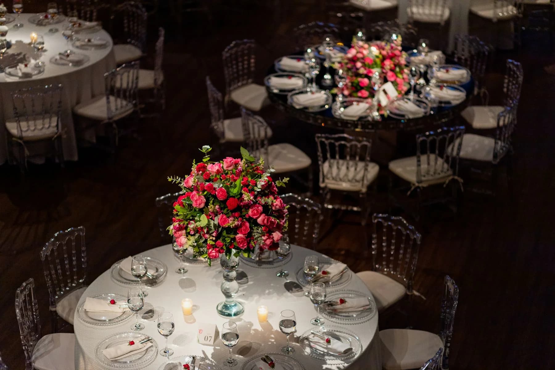 What Is the Easiest Way to Make a Wedding Seating Chart?