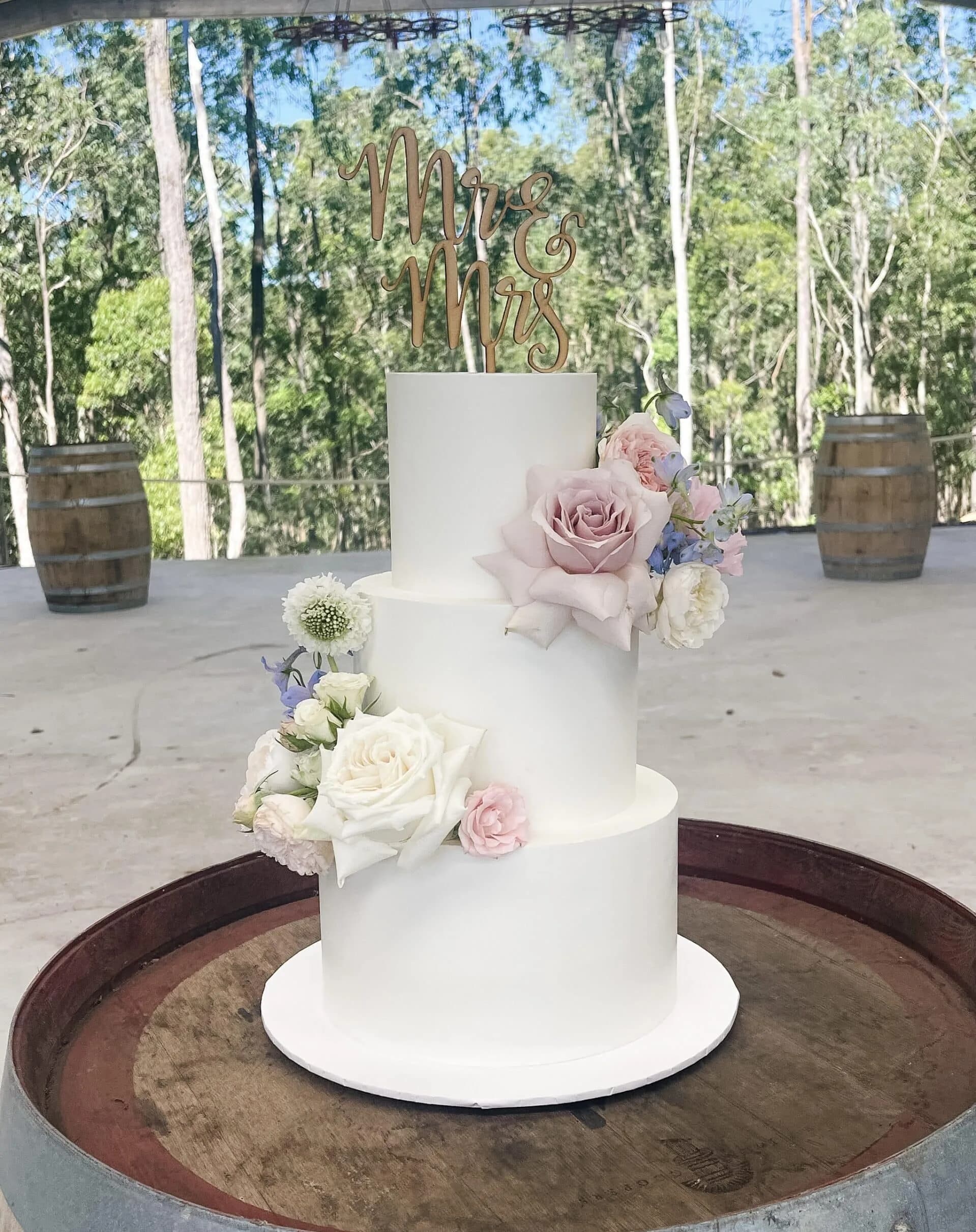 25 Wedding Cake Styles and How to Choose One