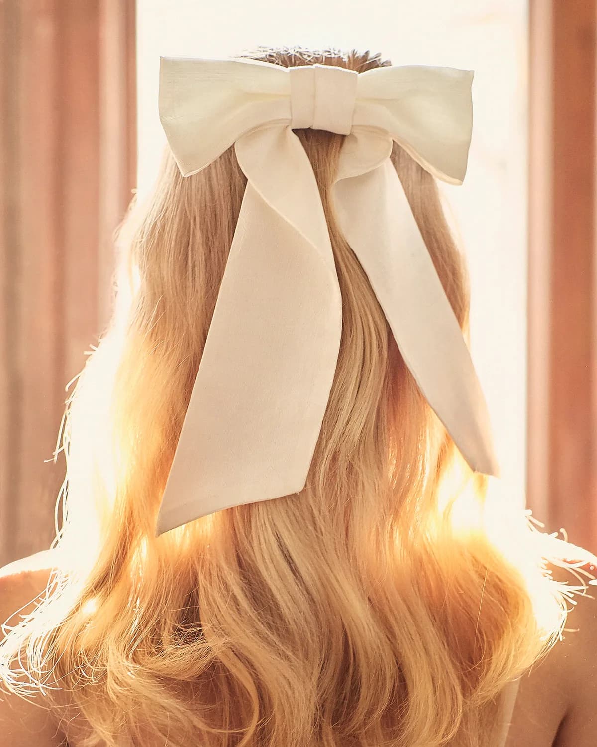 7 Bridal Accessories Worth Buying and What to Skip
