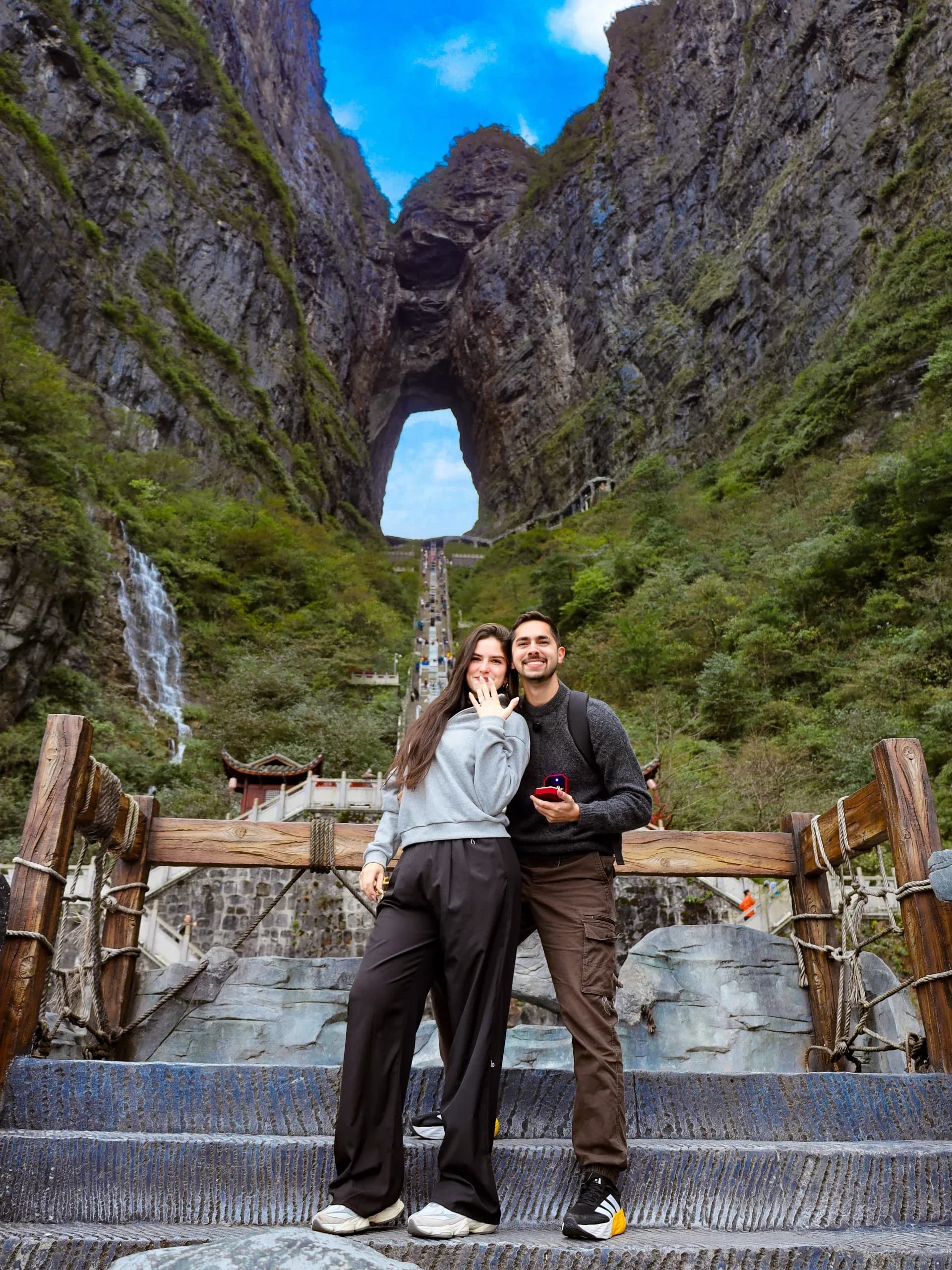 999 Steps to Forever: Venezuelan Influencer Manuel Núñez Gets Engaged at China’s Heaven’s Gate