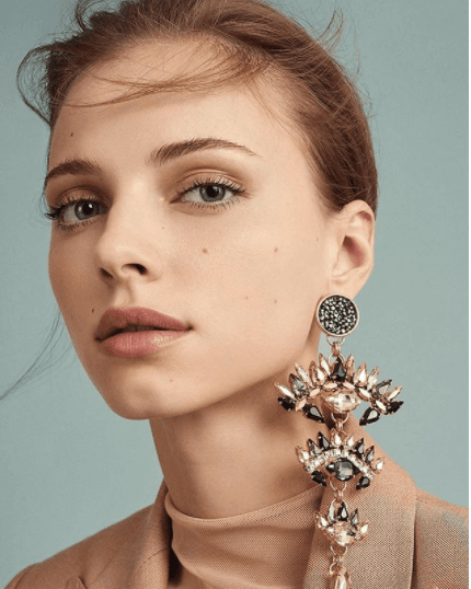 6 Designer Statement Earrings That Every Bride Needs