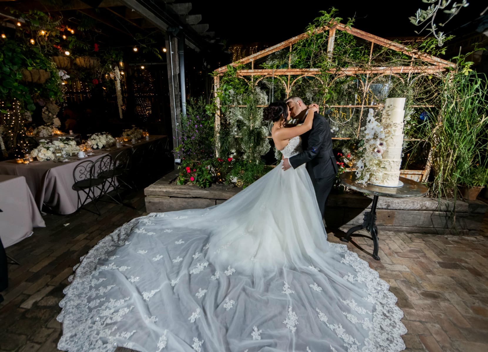 We’ve Fallen in Love With this Stunning Estate Wedding