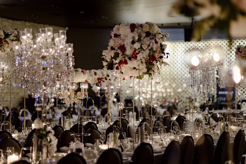 A Grand Floral Installation and A Veil Mishap