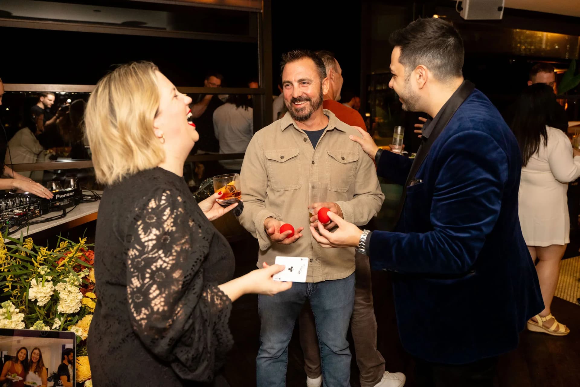 Magician Marcus Luc - Magician & Magic Show Hire - Gallery 4