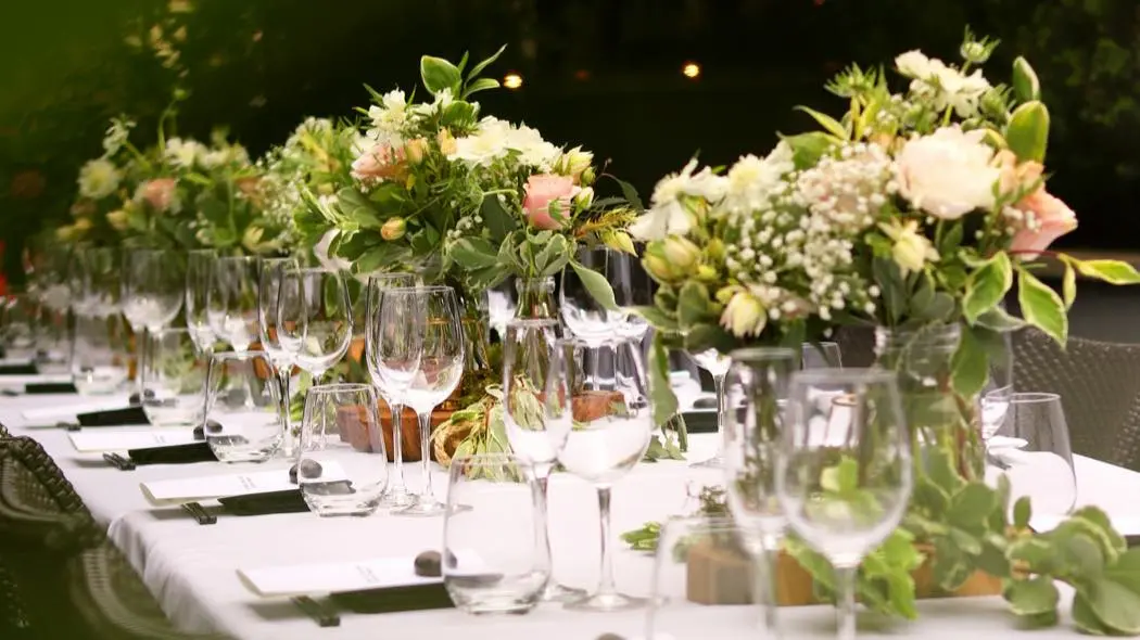 dining table setting