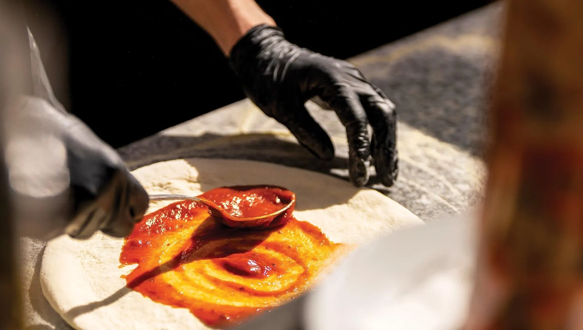 A Neapolitan pizza class