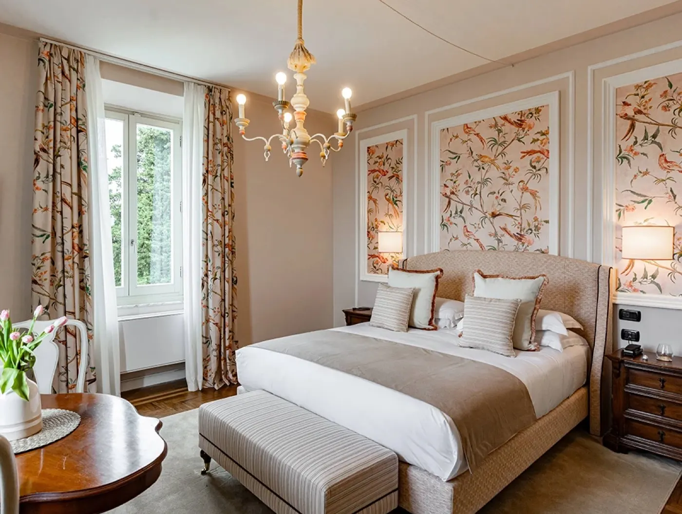 Classic bedroom