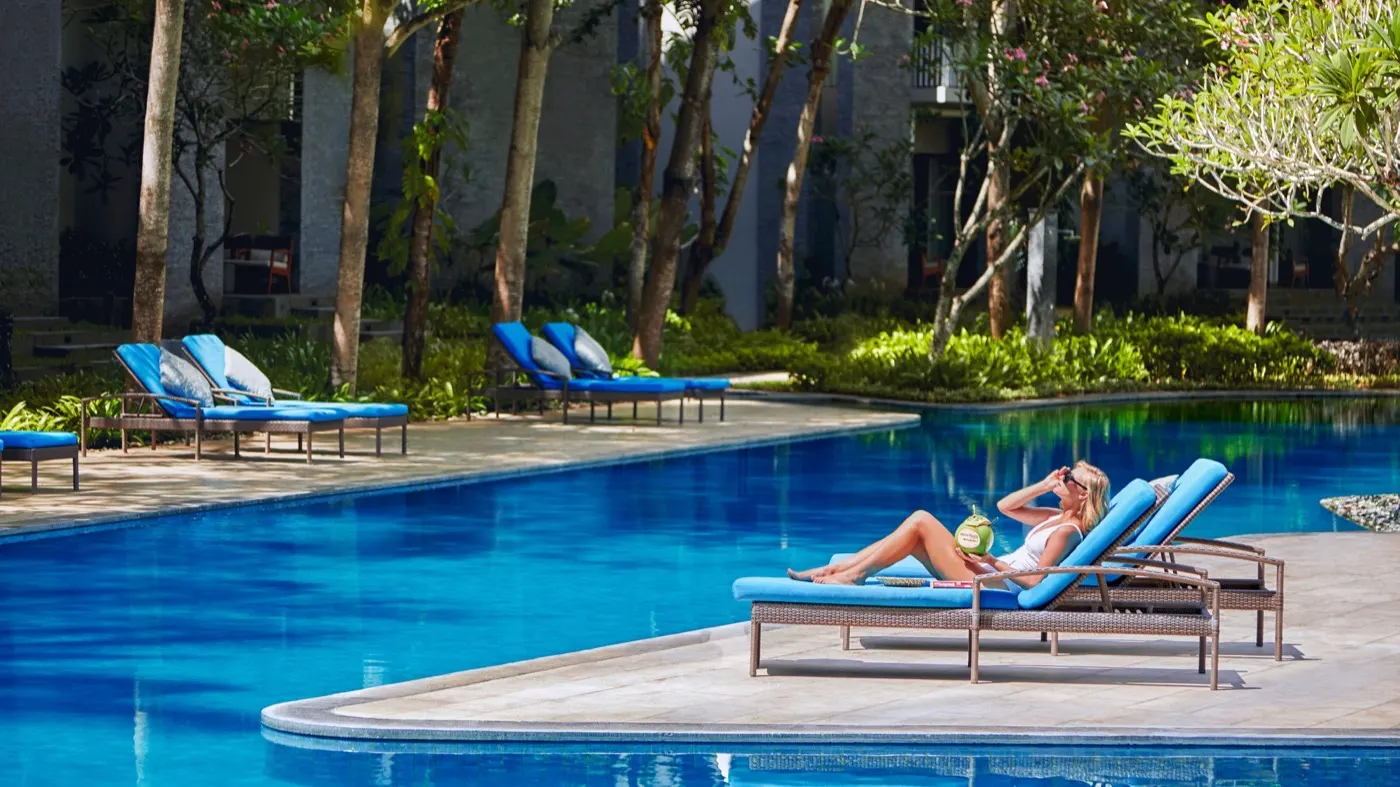 Poolside loungers