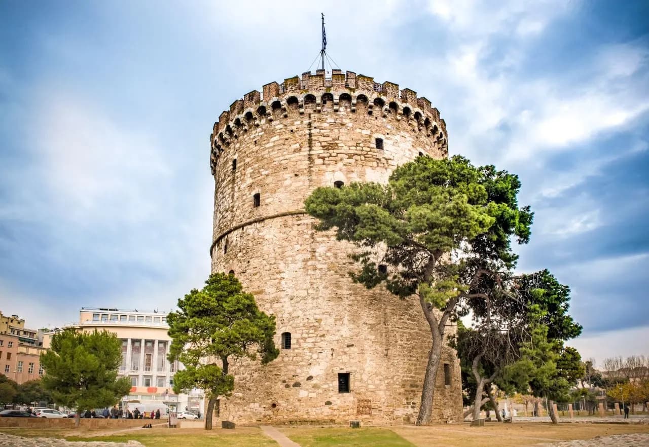 The White Tower in Thessaloniki under a cloudy sky