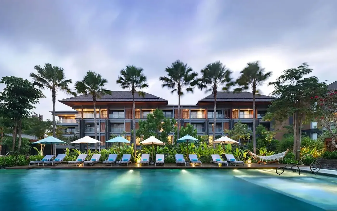Pool deck