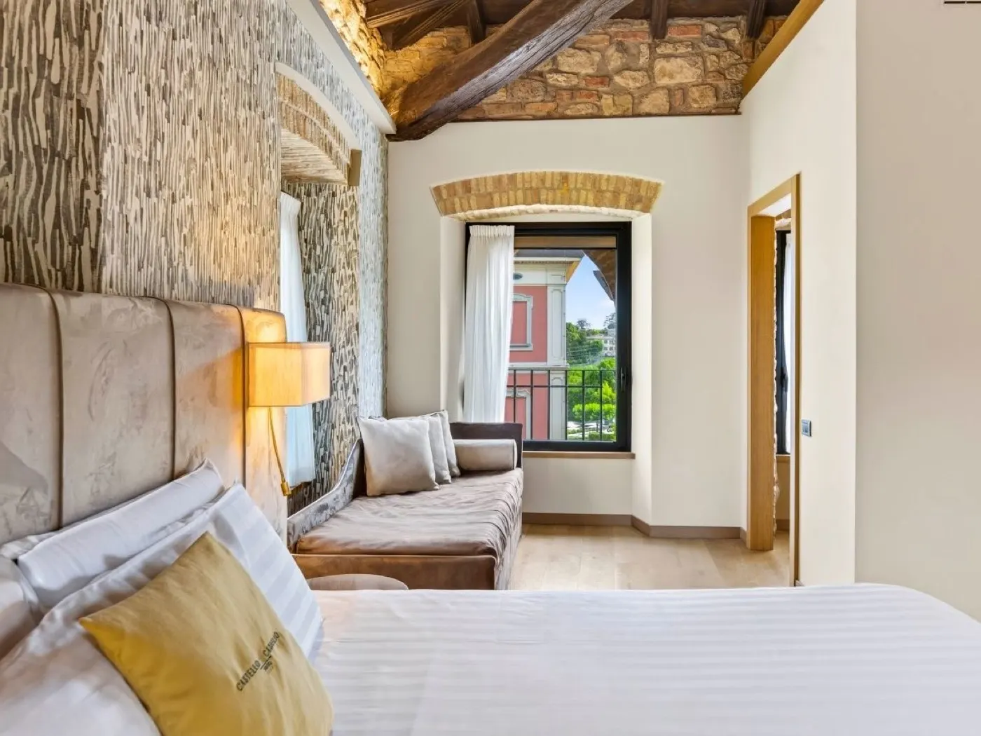 Castle suite