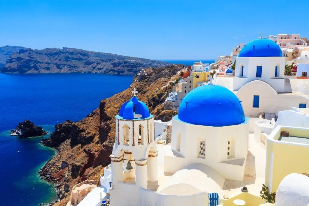 Arrive on Santorini