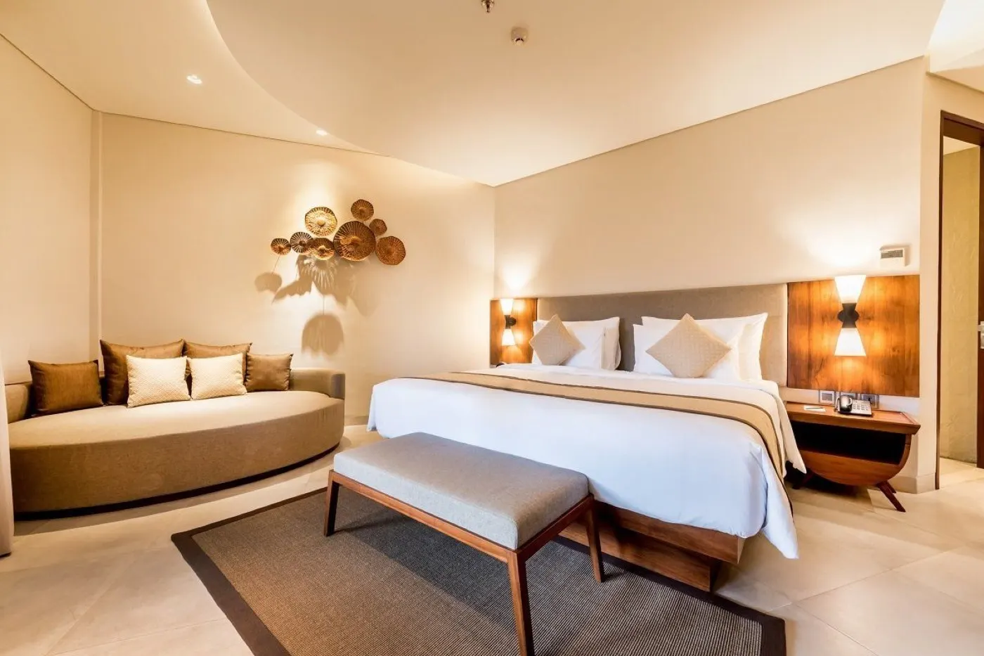 Suite bedroom