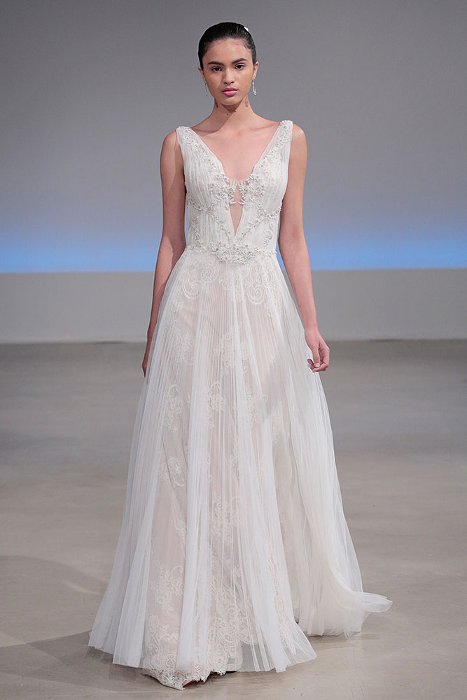 Isabelle Armstrong all 2017 New York Bridal Week Wedding Dress Collection Willow Dress