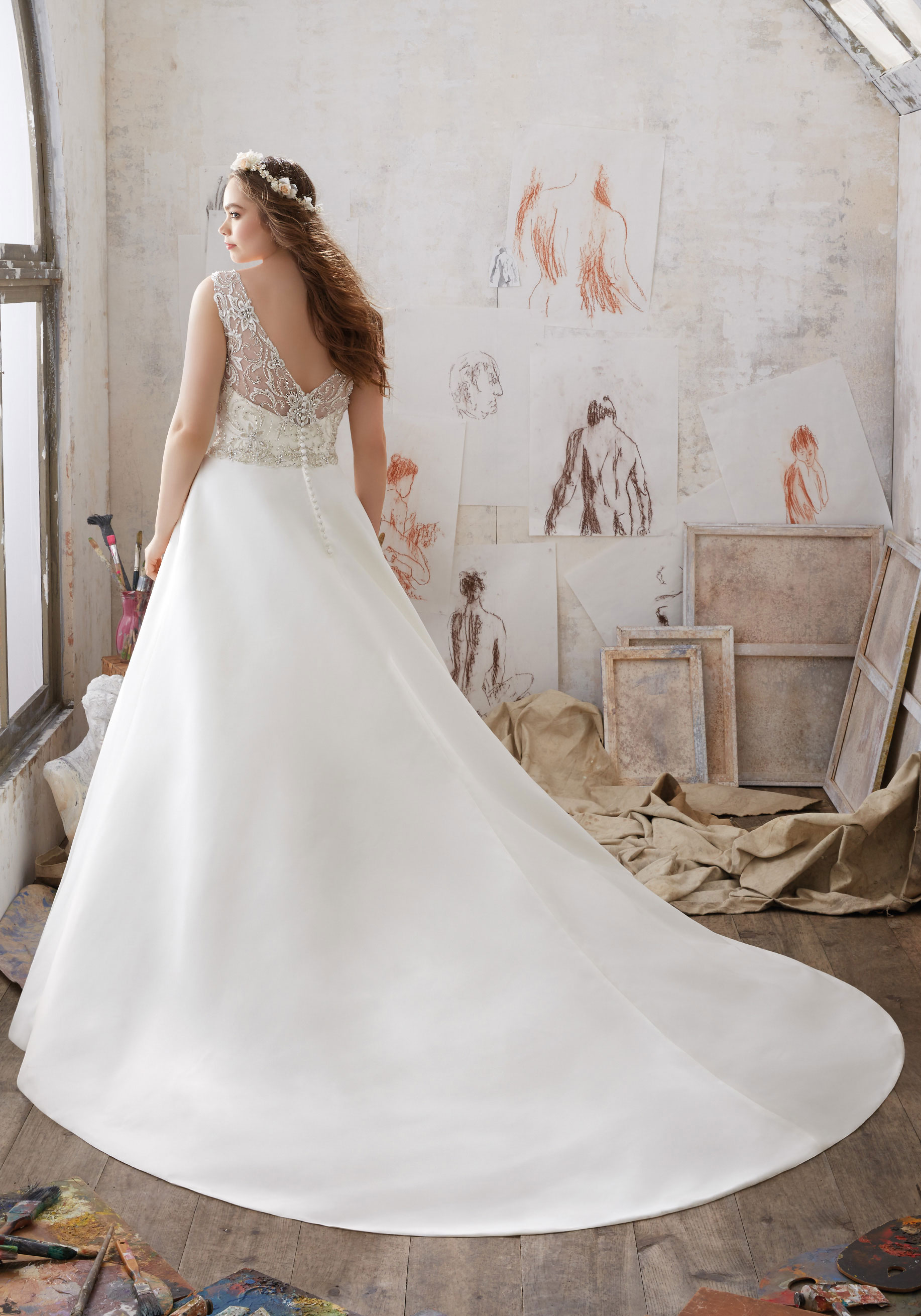 bride gown plus-size, plus-sized wedding dress 2017, morilee madeline gardner plus-size, madeline gardner bride, spring 2017 wedding dress plus-size, plus-size bride
