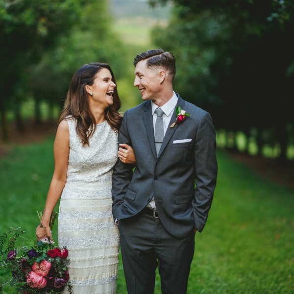 kathryn and ben relaxed country wedding 