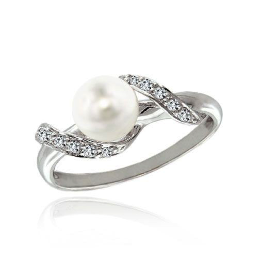pearl engagement ring 