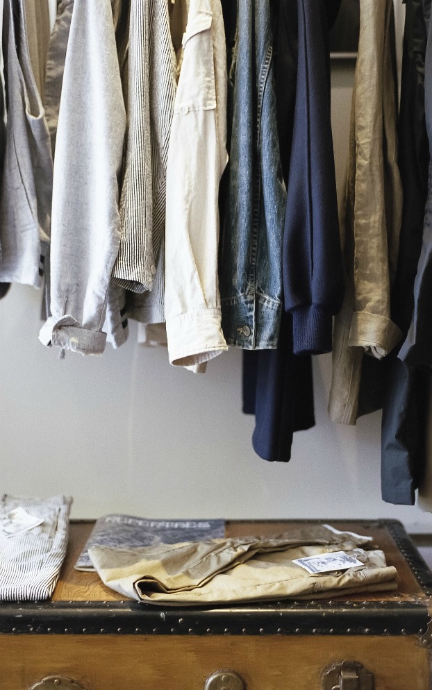 decluttering tips for wardrobe