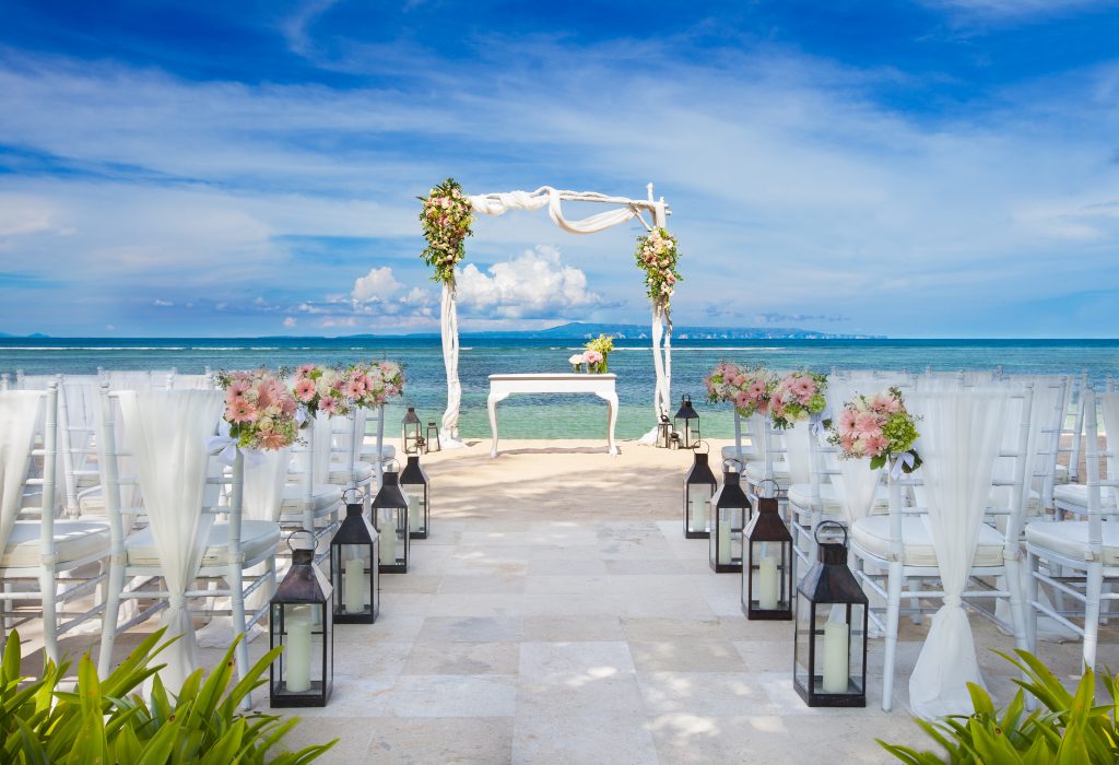 Wedding Setup-Beach romance package the laguna bali