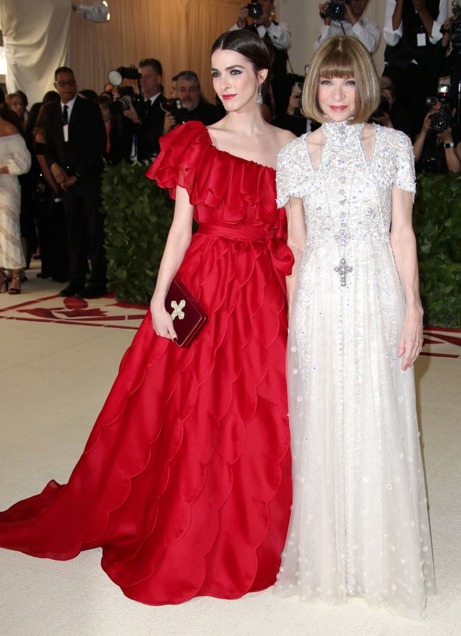 03-anna-wintour and bee shaffer