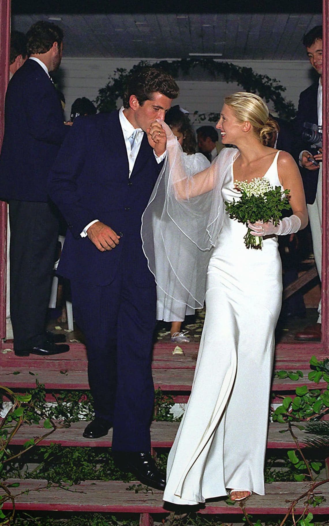 90s Wedding Dress Trends We Love