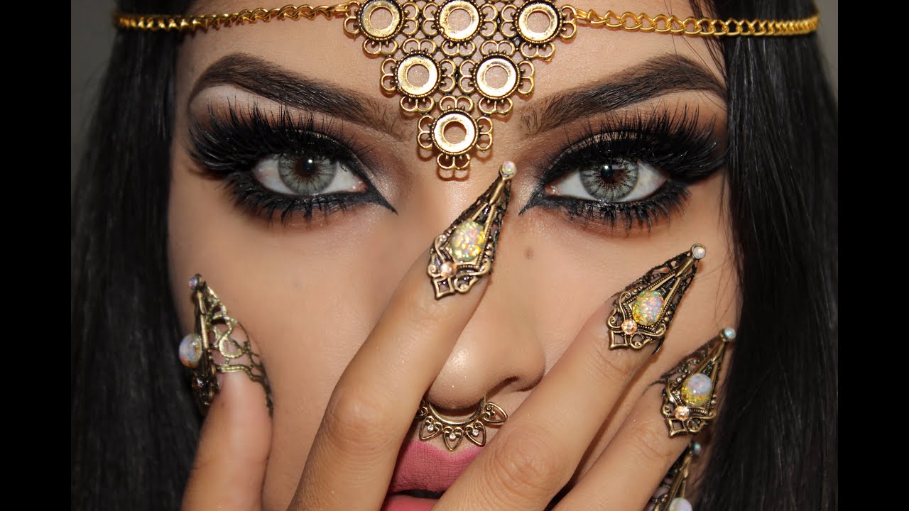 12 Middle Eastern Makeup Artists To