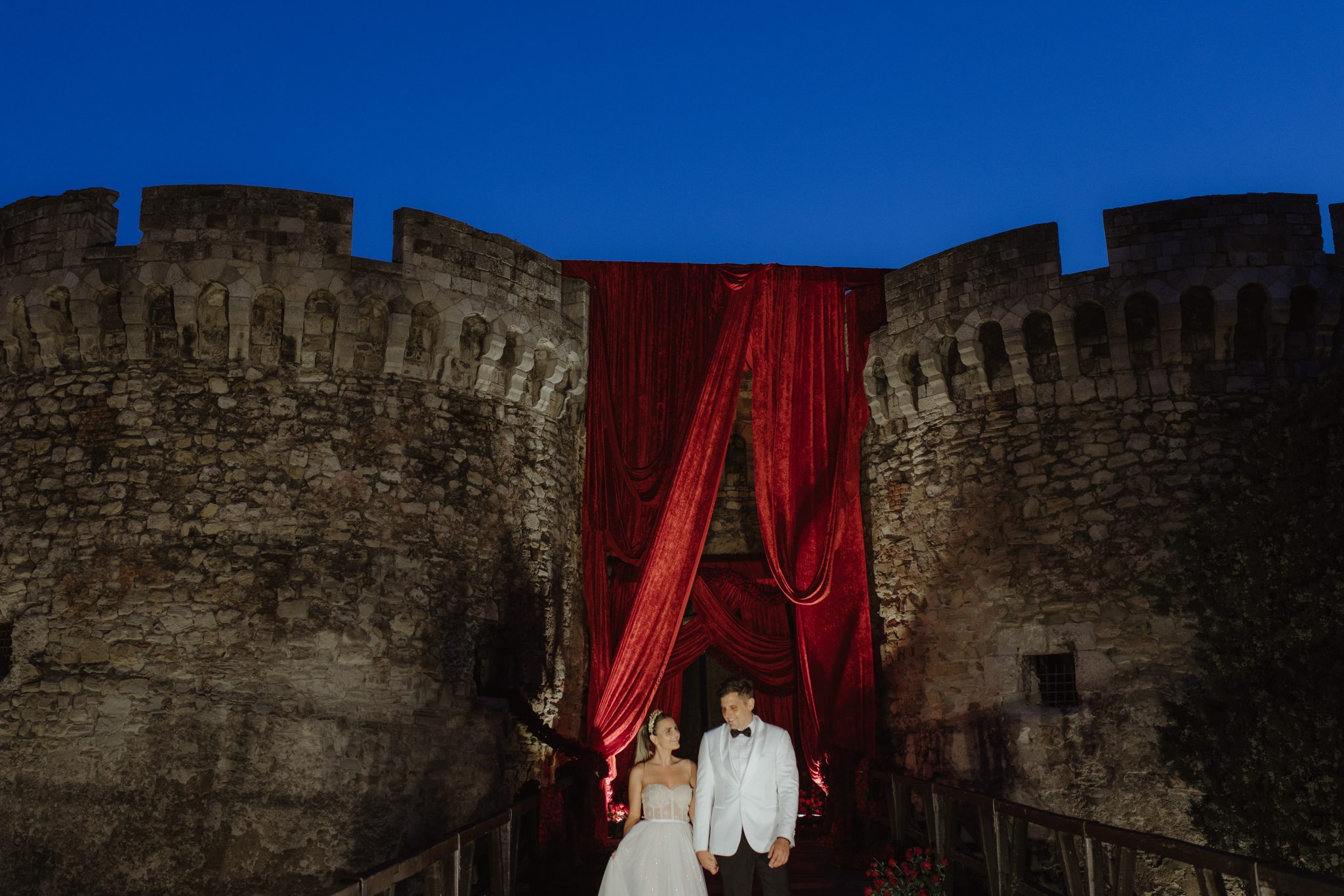 A Monumental Wedding In A 700-Year-Old Fortress - Wedded Wonderland