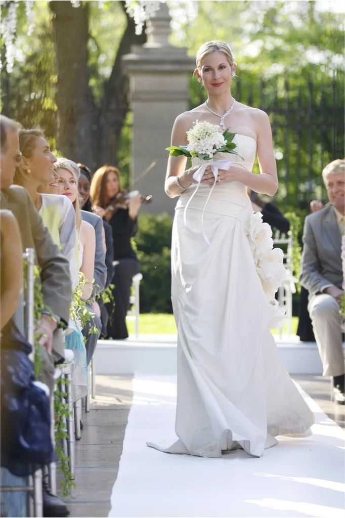 One of the first Gossip Girl weddings, Lily and Bart.