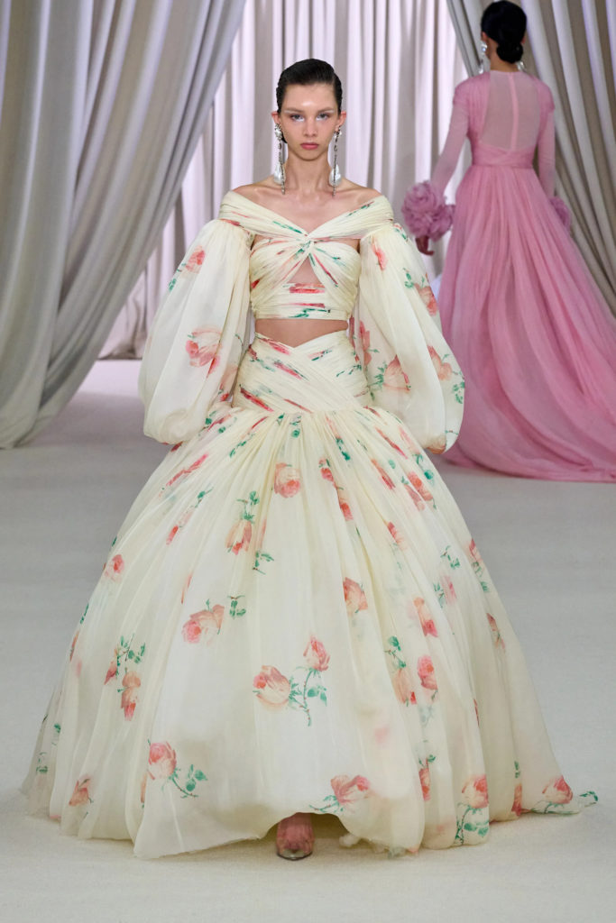Giambattista Valli Bridal Look from Paris Fashion Week 2023
