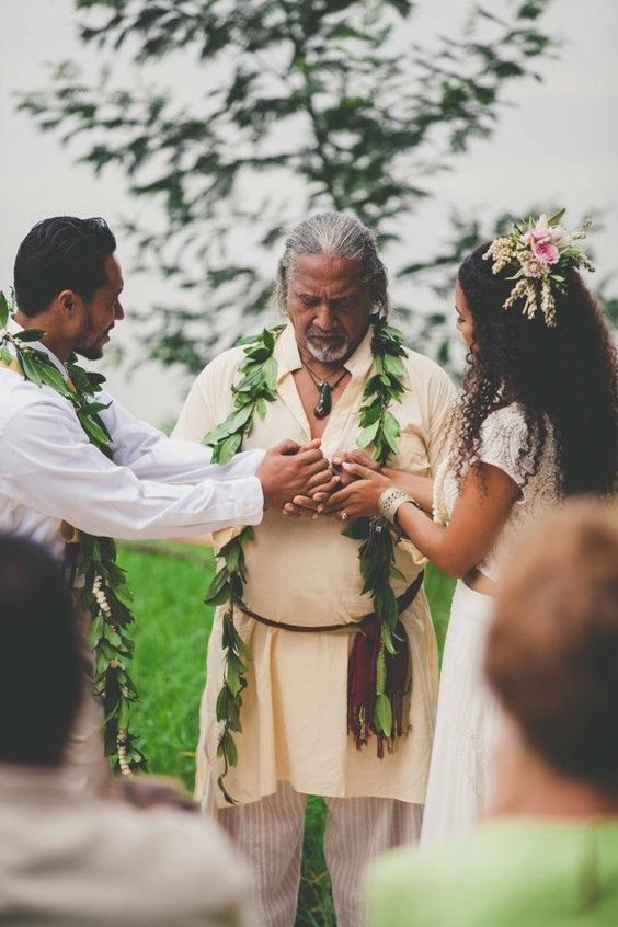 Lei niho palaoa a beloved Hawaiian wedding tradition.