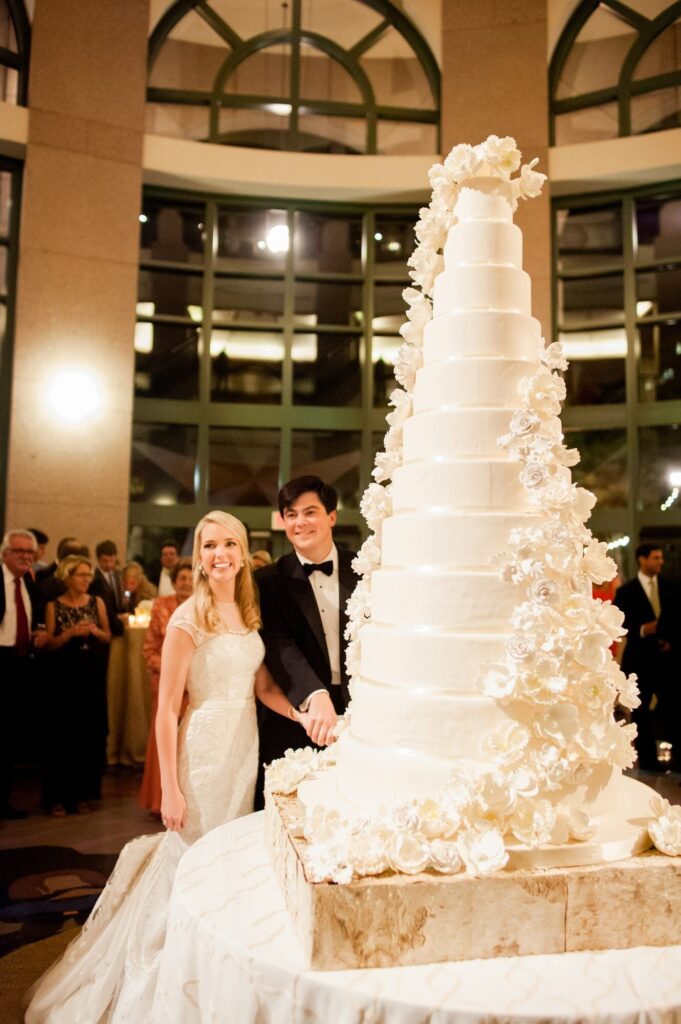 Wedding Cake Trends 2023: According to Mich Turner 1 Wedding cake trends 2023 towering cakes with floral design.