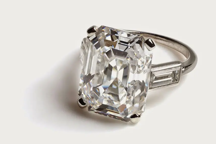 Grace Kelly's beautiful engagement ring.