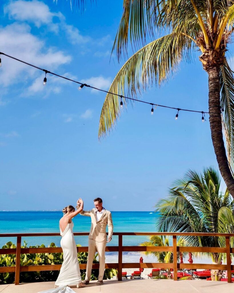 There's no better place to take you honeymoon than the Grand Fiesta Americana Coral Beach Cancun.