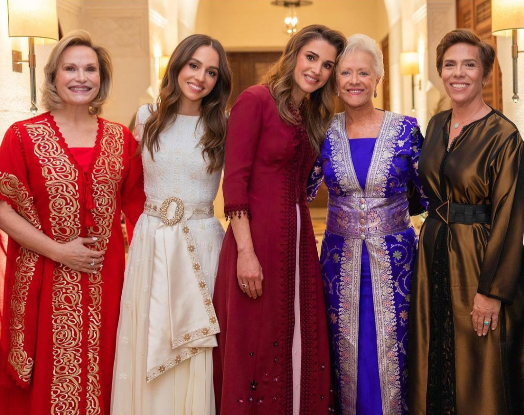 Princess Iman & Queen Rania amongst their guests