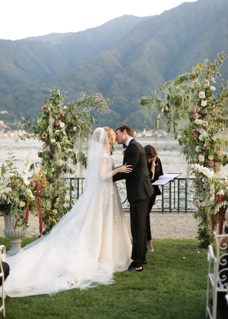 Beautiful couple in an Italian destination wedding.