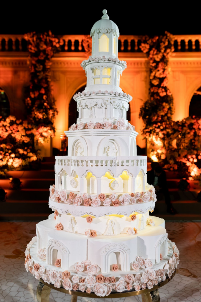 Another standout detail in this wedding in Cairo was the towering cake. 