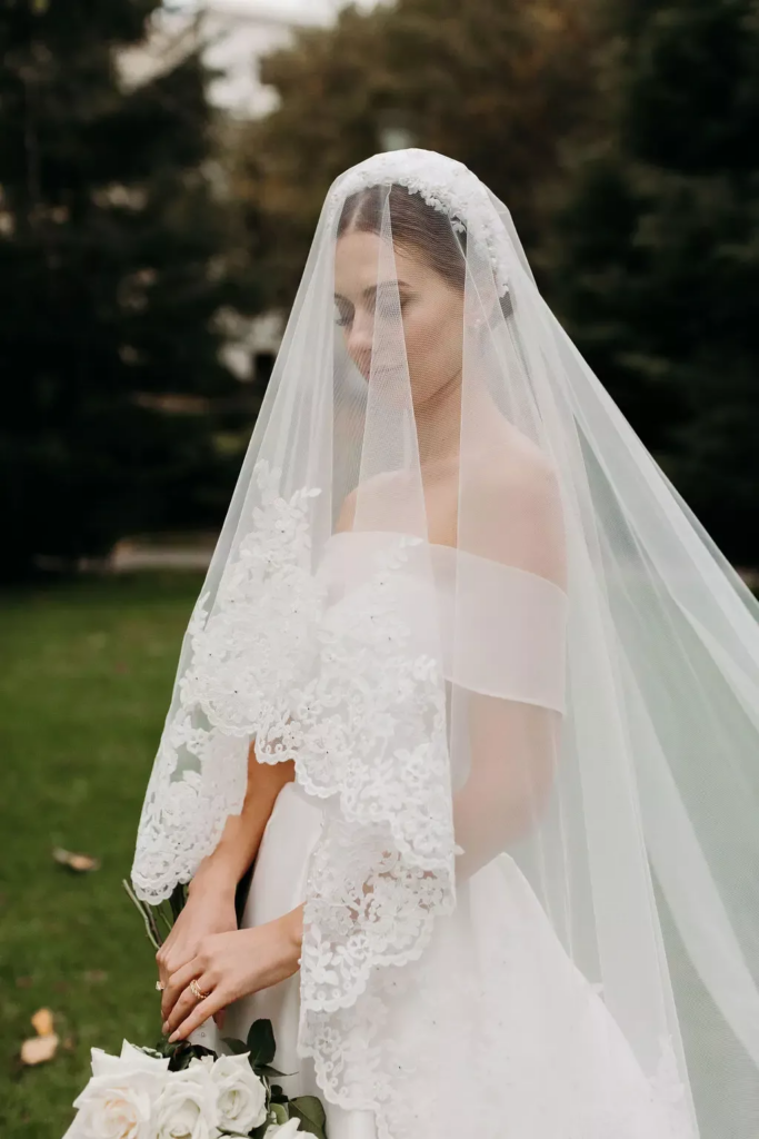 The best wedding veils 2023: From short birdcage bridal veils to classic  cathedral styles