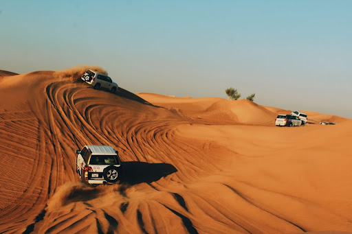 9 Things To Do in Dubai With Your Destination Wedding Guests