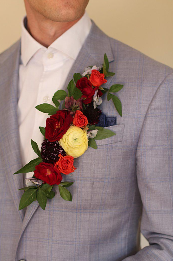 2024 Wedding Trend Alert: Luxurious Lapel Flowers