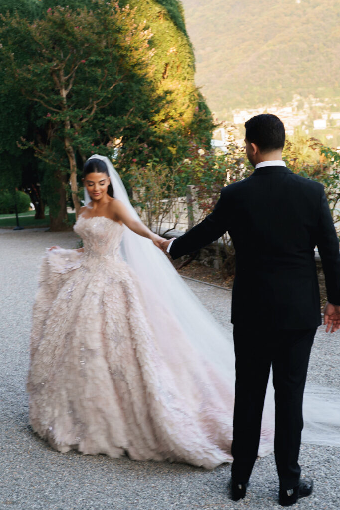 Timeless Wisdom for Future Brides: Lessons from Those Who've Walked Down the Aisle