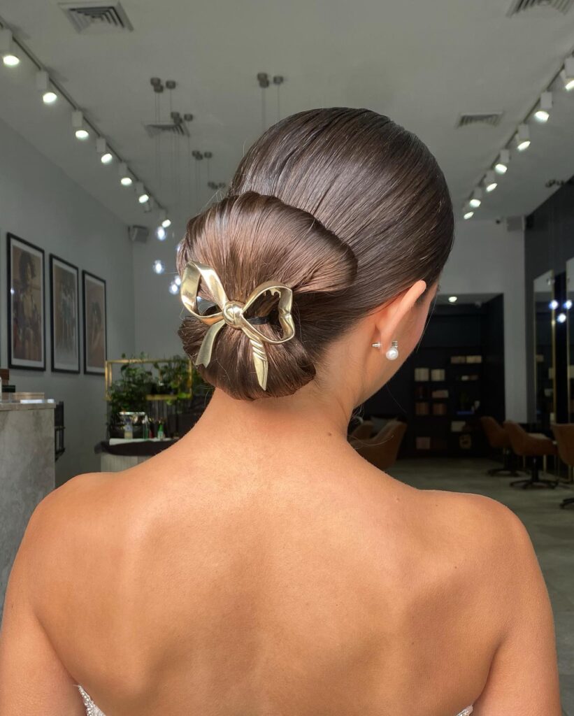 Bridal Hair Trends in 2024: Embracing Elegance and Simplicity