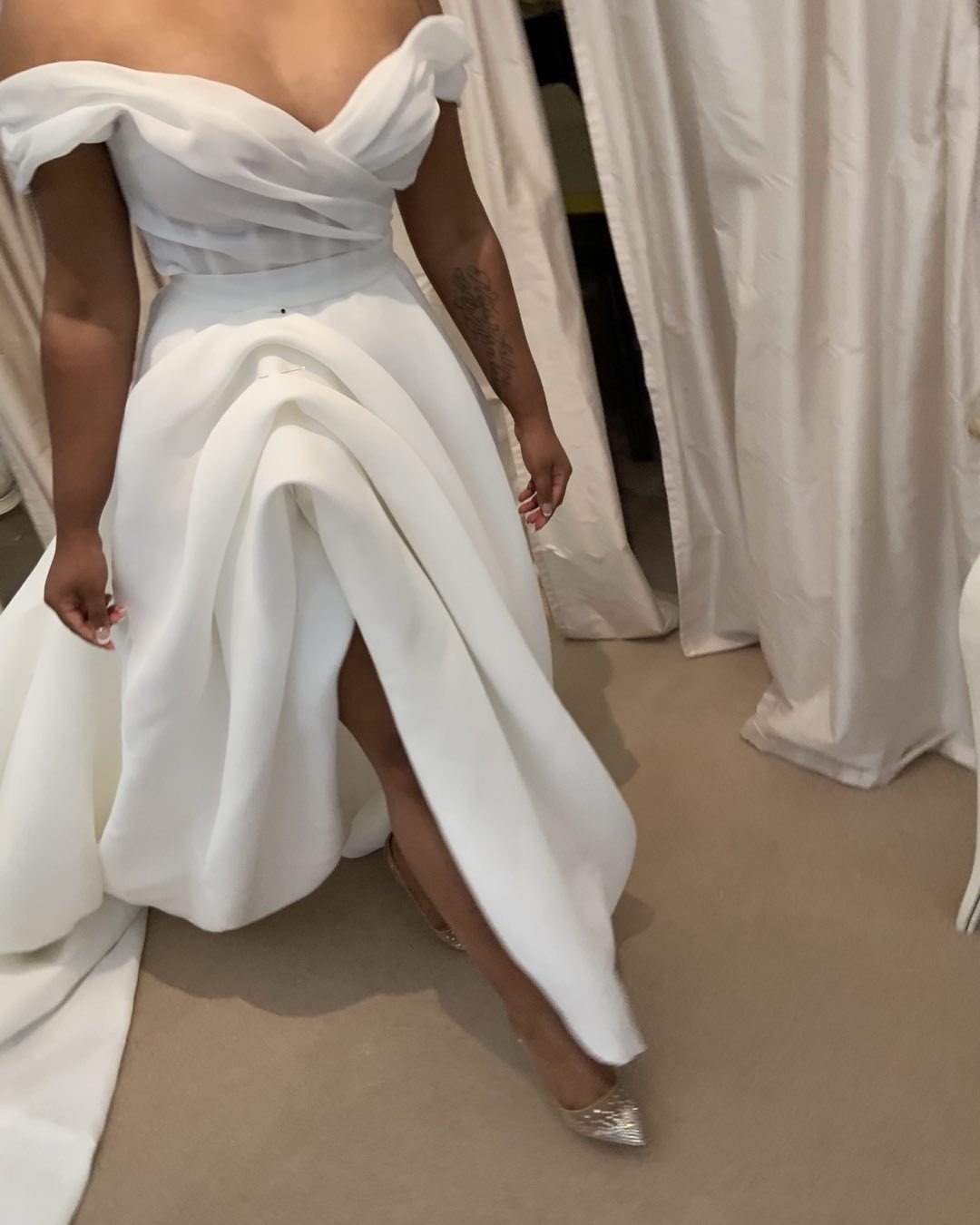 Top 7 Wedding Dress Fitting Tips You Need To Know 