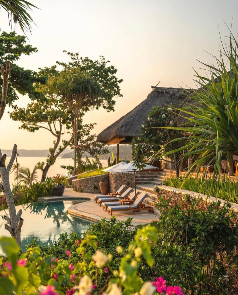 Honeymoons, Tropical, Honeymoon Destination, Tropical Escape, Travel, Honeymoon Escape, Couple Getaway, Beach getaway, Beach vacation, Newlyweds, Newlyweds holiday, newlyweds vacation, newlyweds honeymoon