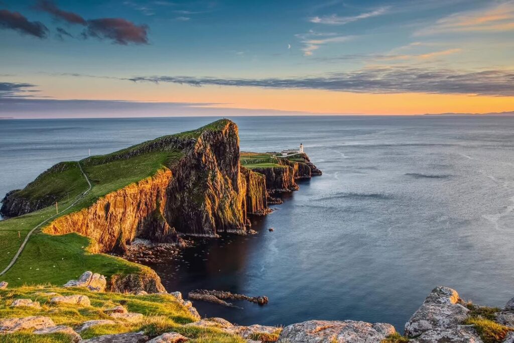 Honeymoons, Tropical, Honeymoon Destination, Tropical Escape, Travel, Honeymoon Escape, Couple Getaway, Beach getaway, Beach vacation, Newlyweds, Newlyweds holiday, newlyweds vacation, newlyweds honeymoon, scottish highlands, loch ness